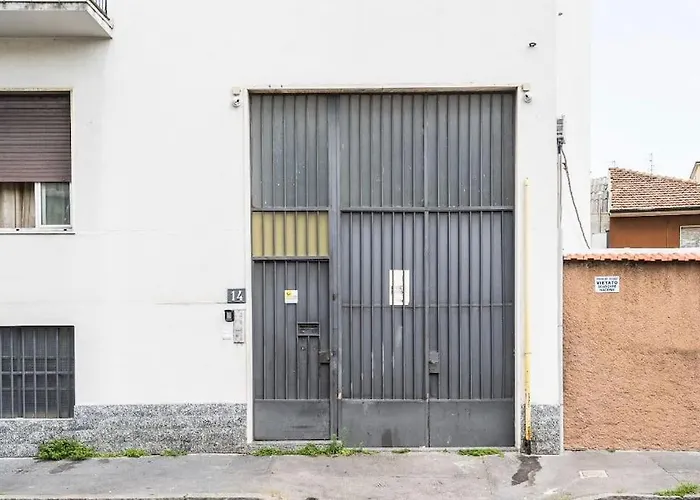 People Apartment In Milan